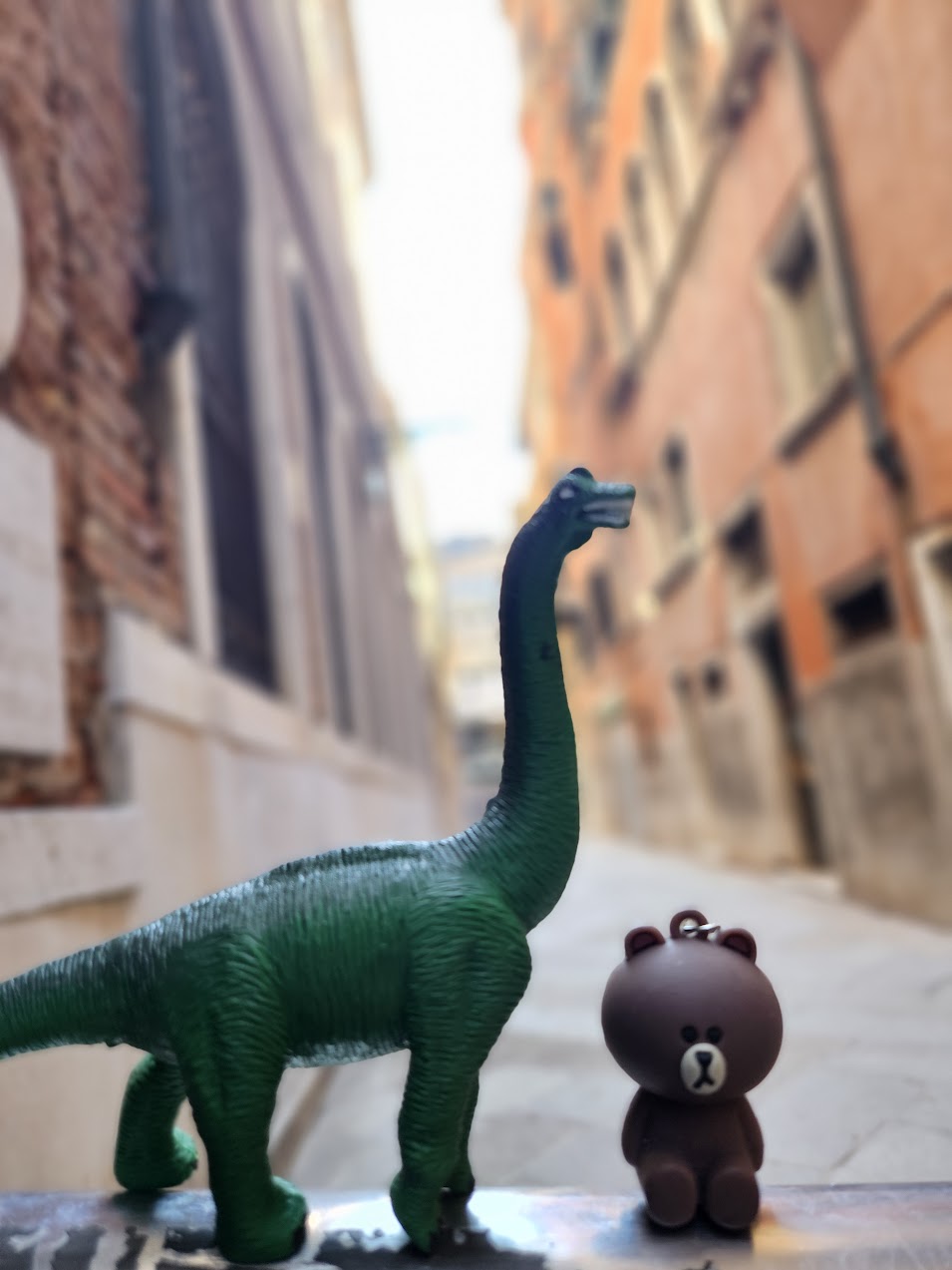 Yarmie and Flappy exploring the city